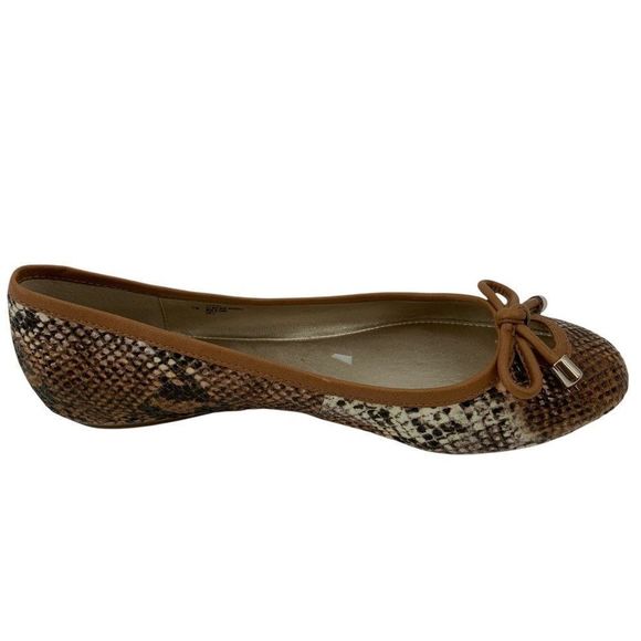 Womens Sofft Ballet Flats Shoes Exotic Reptile Vegan Size 7 0174 EUC - Picture 2 of 9
